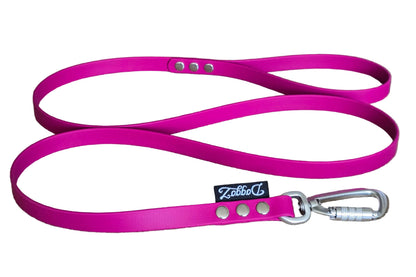 ​Customizable magenta pink BioThane dog leash by DoggoZ, featuring a premium silver auto-locking carabiner and heavy-duty silver rivets with the brand tag.