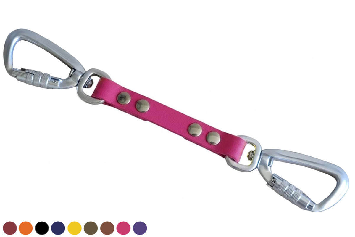 Roze-Pink-Magenta BioThane veiligheidslijn safety strap voor honden met twee zilveren twist-lock karabijnhaken.
