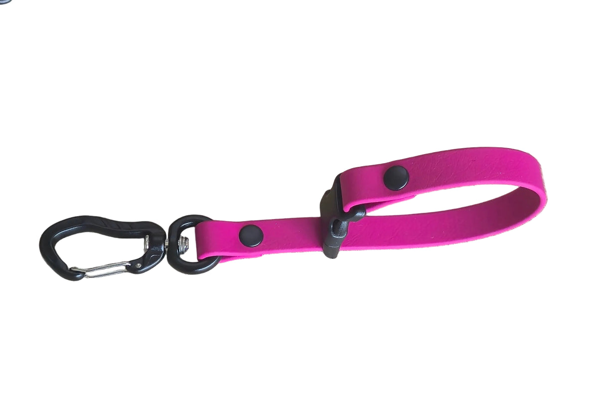 Biothane® Leash Keeper - Tangle-Free Leashes | DoggoZ